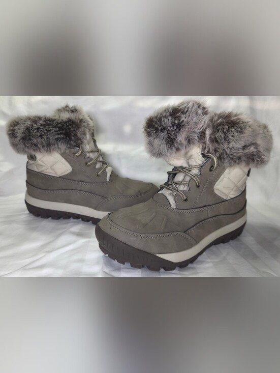BearPaw Shoes - BEARPAW Becka Women’s Waterproof Snow Boots Stone Gray Fur Trim Lace Up Size 8